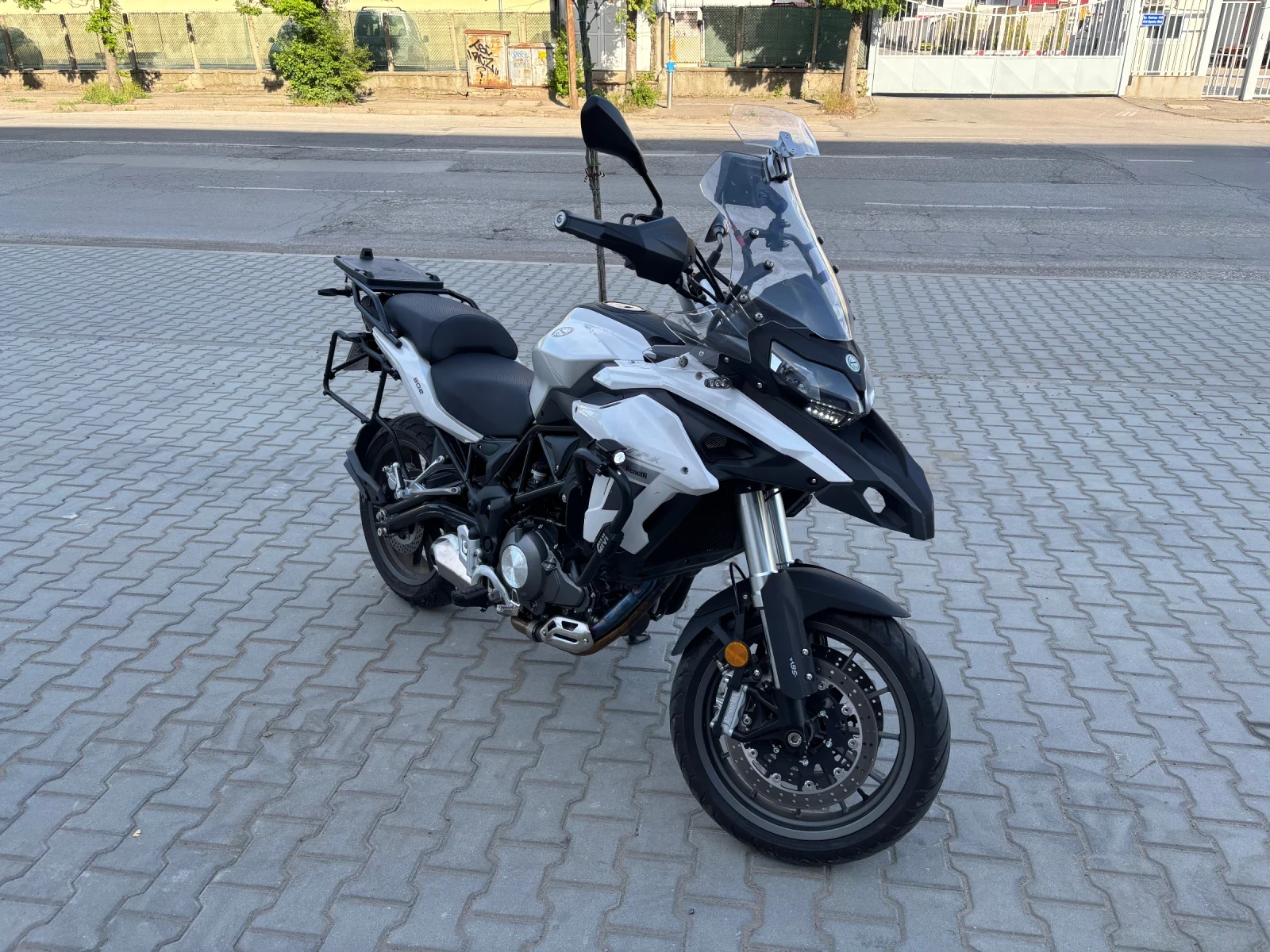 Benelli 500 TRK 502 ABS LED - изображение 2