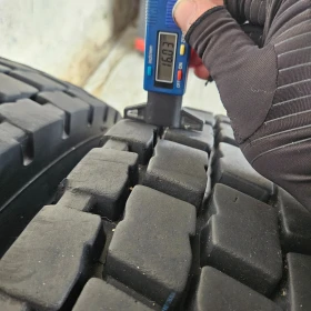 Гуми, снимка 5