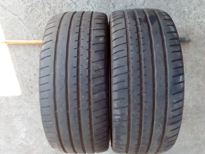 Гуми Летни 225/40R18, снимка 9 - Гуми и джанти - 18579726