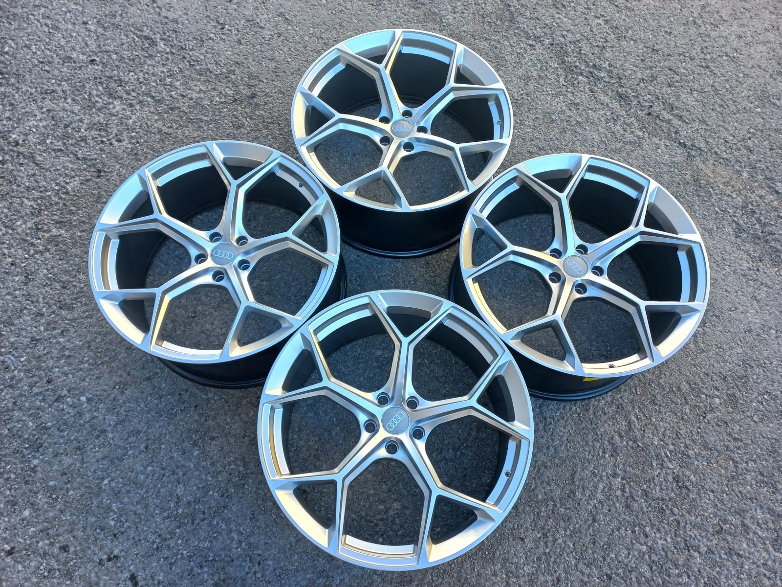   Audi | Mobile.bg   2