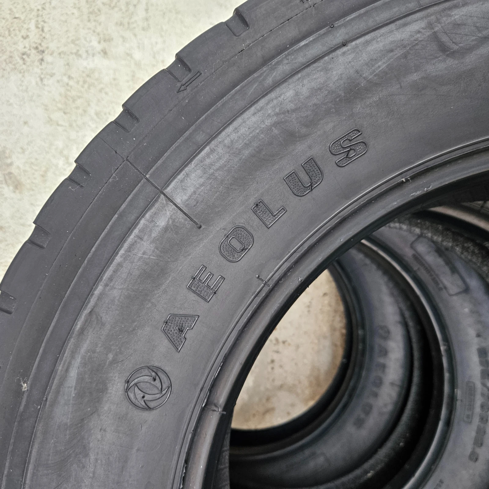 ���� 275/70R22.5 | Mobile.bg � ����������� 11