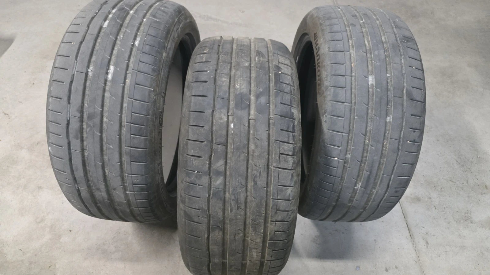 Гуми Летни 255/45R19, снимка 2 - Гуми и джанти - 55447930