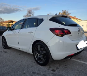 Opel Astra 1.6 Turbo Газ Бензин, снимка 5