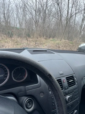 Mercedes-Benz C 220, снимка 7