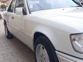 Mercedes-Benz E 200 200 D климатик!, снимка 4