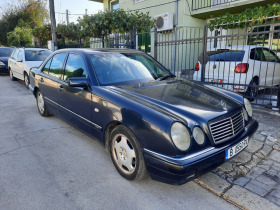 Mercedes-Benz E 200, снимка 1 - Автомобили и джипове - 44949964