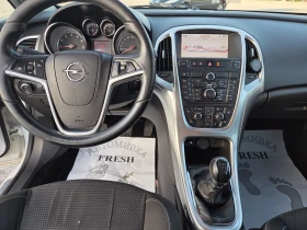 Opel Astra 1.6Turbo Газ Бензин, снимка 12