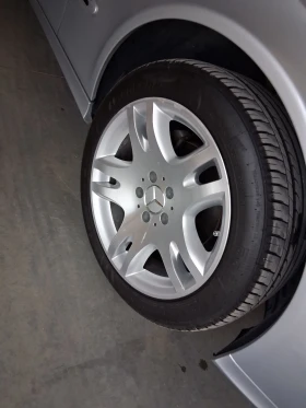 Mercedes-Benz E 320 - 6400 € / 12517.31 лв. - 49073119 15