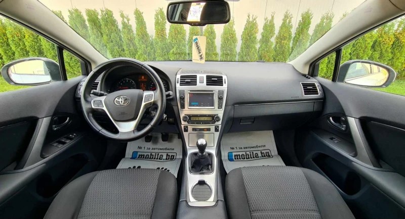 Toyota Avensis 1.8 VVT-i, снимка 12 - Автомобили и джипове - 47298637