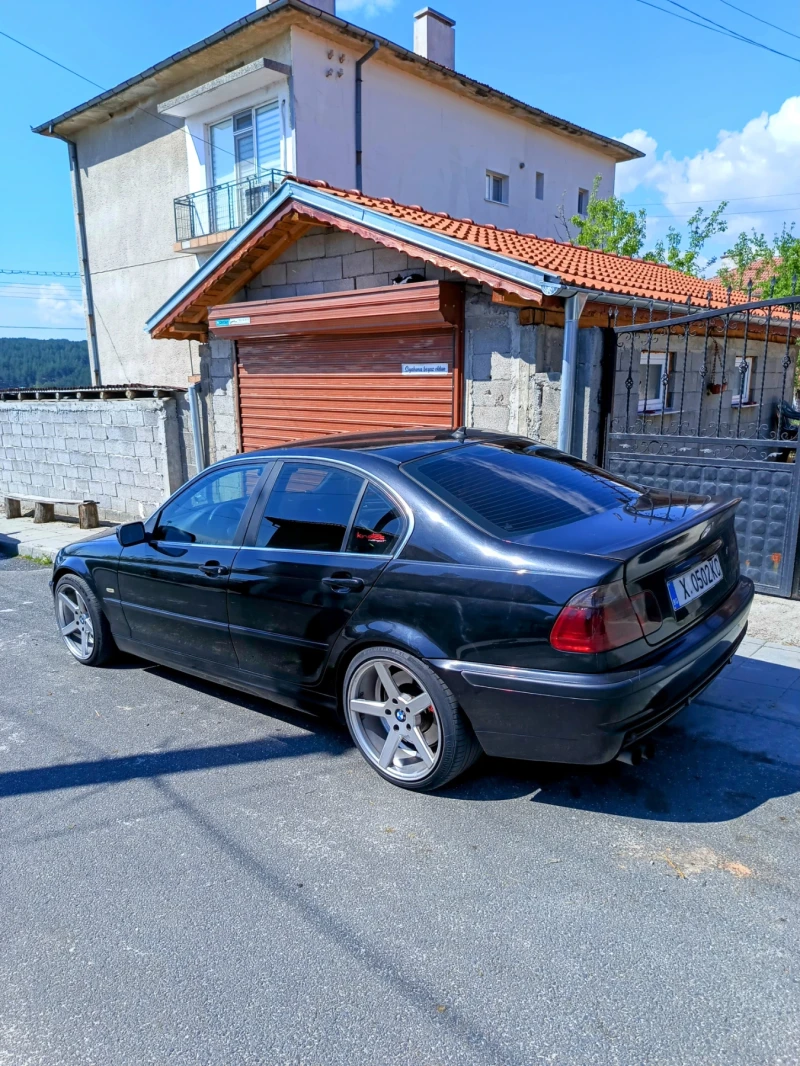 BMW 330 M pack, снимка 8 - Автомобили и джипове - 47733132