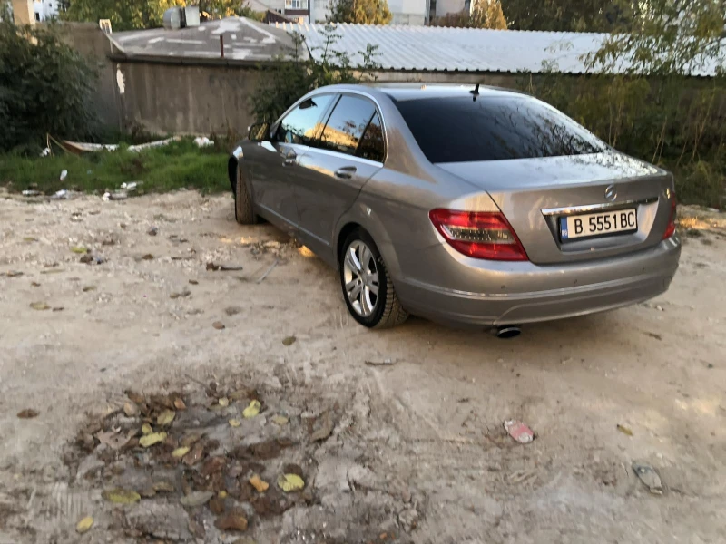 Mercedes-Benz C 220, снимка 8 - Автомобили и джипове - 48015389