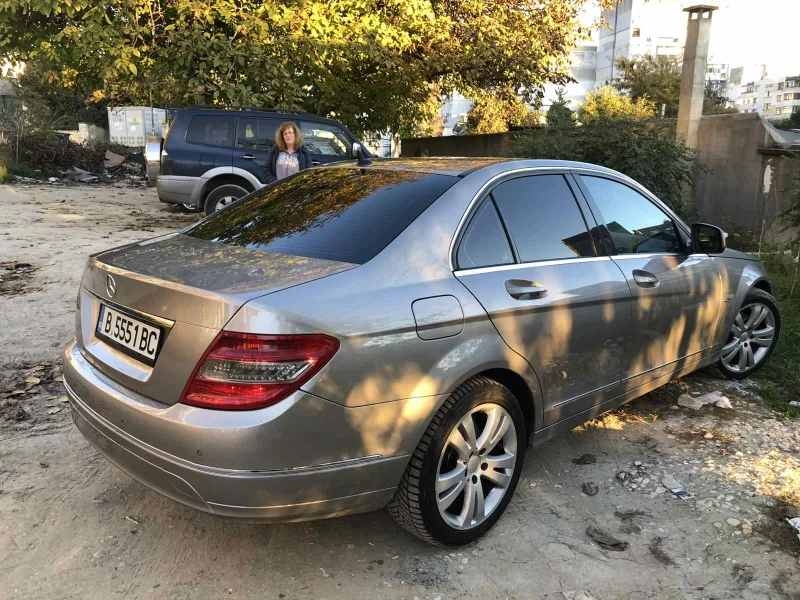 Mercedes-Benz C 220, снимка 7 - Автомобили и джипове - 49198175