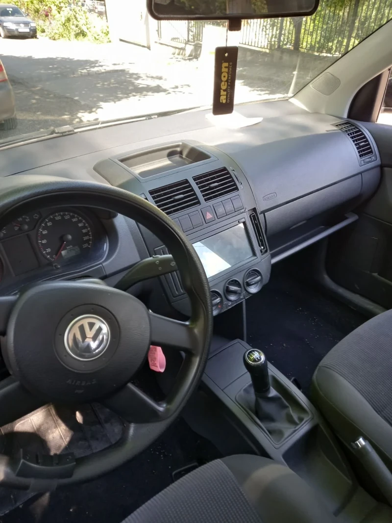 VW Polo, снимка 5 - Автомобили и джипове - 48088892