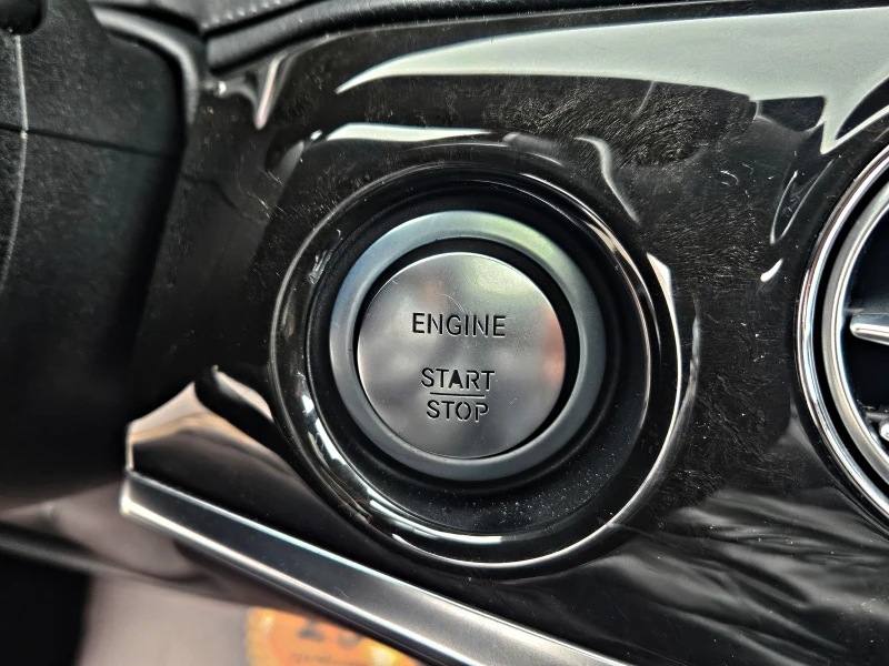 Mercedes-Benz S 350 ! AMG/4MAT/GERMANY/DISTR/HUD/36CAM/ПОДГРЕВ/BURMES/, снимка 12 - Автомобили и джипове - 49871001