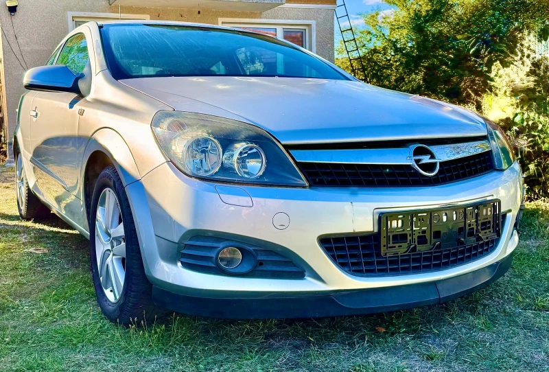 Opel Astra GTC, снимка 3 - Автомобили и джипове - 51793000