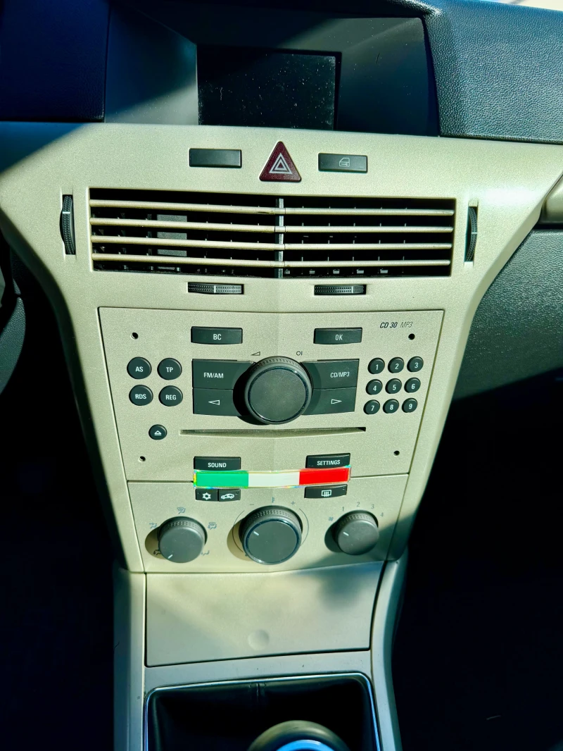 Opel Astra GTC, снимка 9 - Автомобили и джипове - 51793000