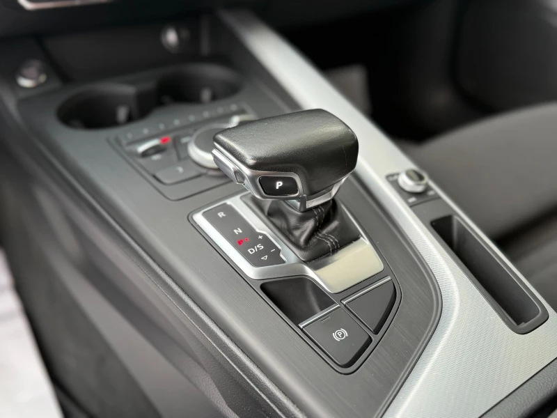 Audi A4 6 МЕСЕЦА ГАРАНЦИЯ/3.0TDI 272кс. 4x4 Сменени Вериги, снимка 11 - Автомобили и джипове - 52227112