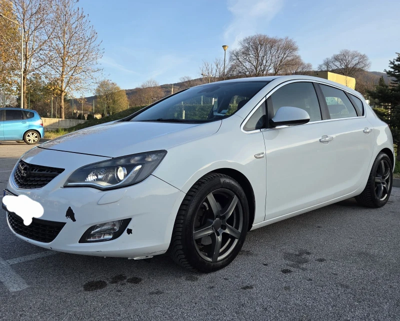 Opel Astra 1.6Turbo Газ Бензин, снимка 3 - Автомобили и джипове - 52654326