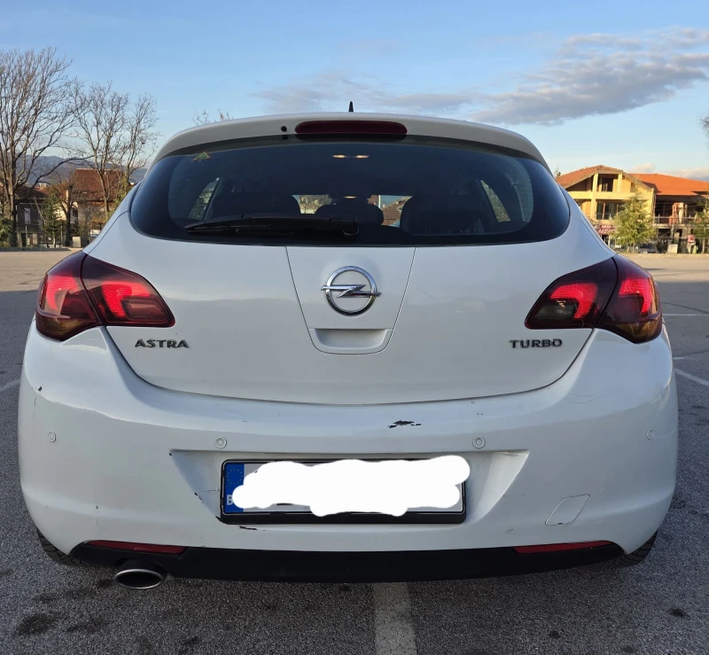 Opel Astra 1.6Turbo Газ Бензин, снимка 6 - Автомобили и джипове - 52654326