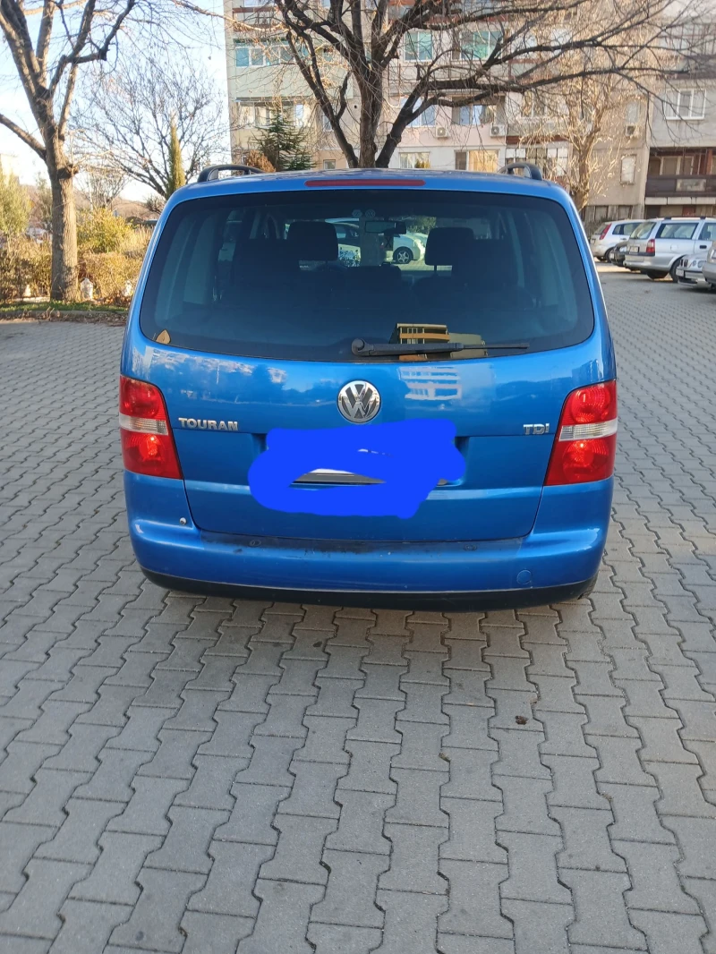 VW Touran, снимка 3 - Автомобили и джипове - 52703448