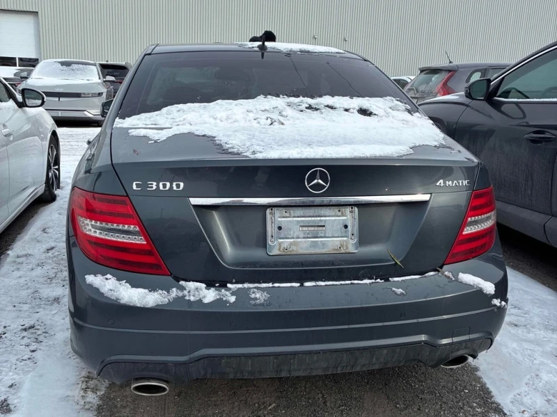 Mercedes-Benz C 300 * CARFAX * БЕЗ ПЪРВОНАЧАЛНА ВНОСКА, снимка 4 - Автомобили и джипове - 52745306
