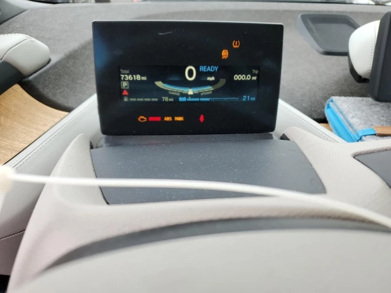 BMW i3 * REX * CARFAX * БЕЗ ПЪРВОНАЧАЛНА ВНОСКА, снимка 9 - Автомобили и джипове - 52969252