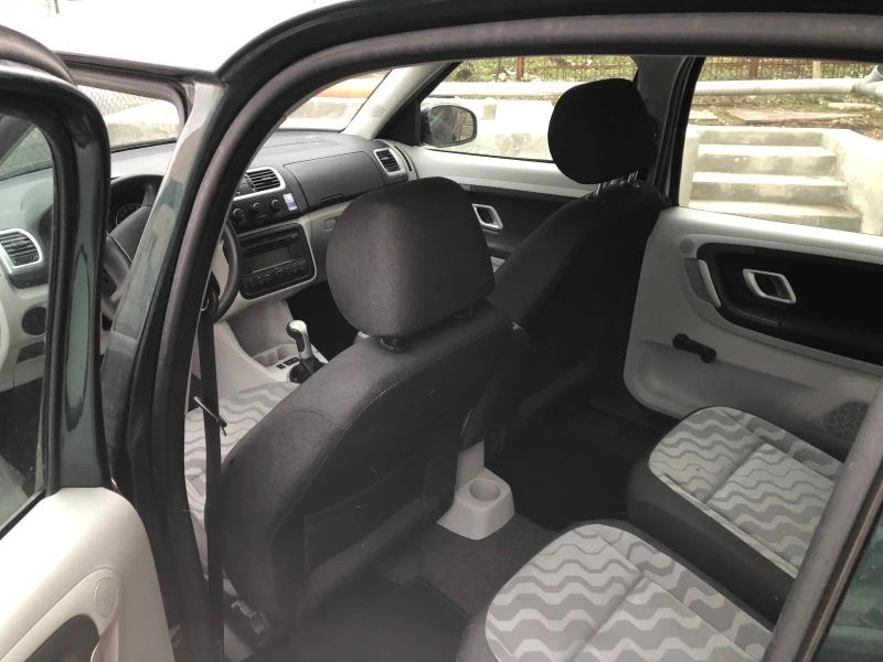 Skoda Roomster, снимка 6 - Автомобили и джипове - 53593835