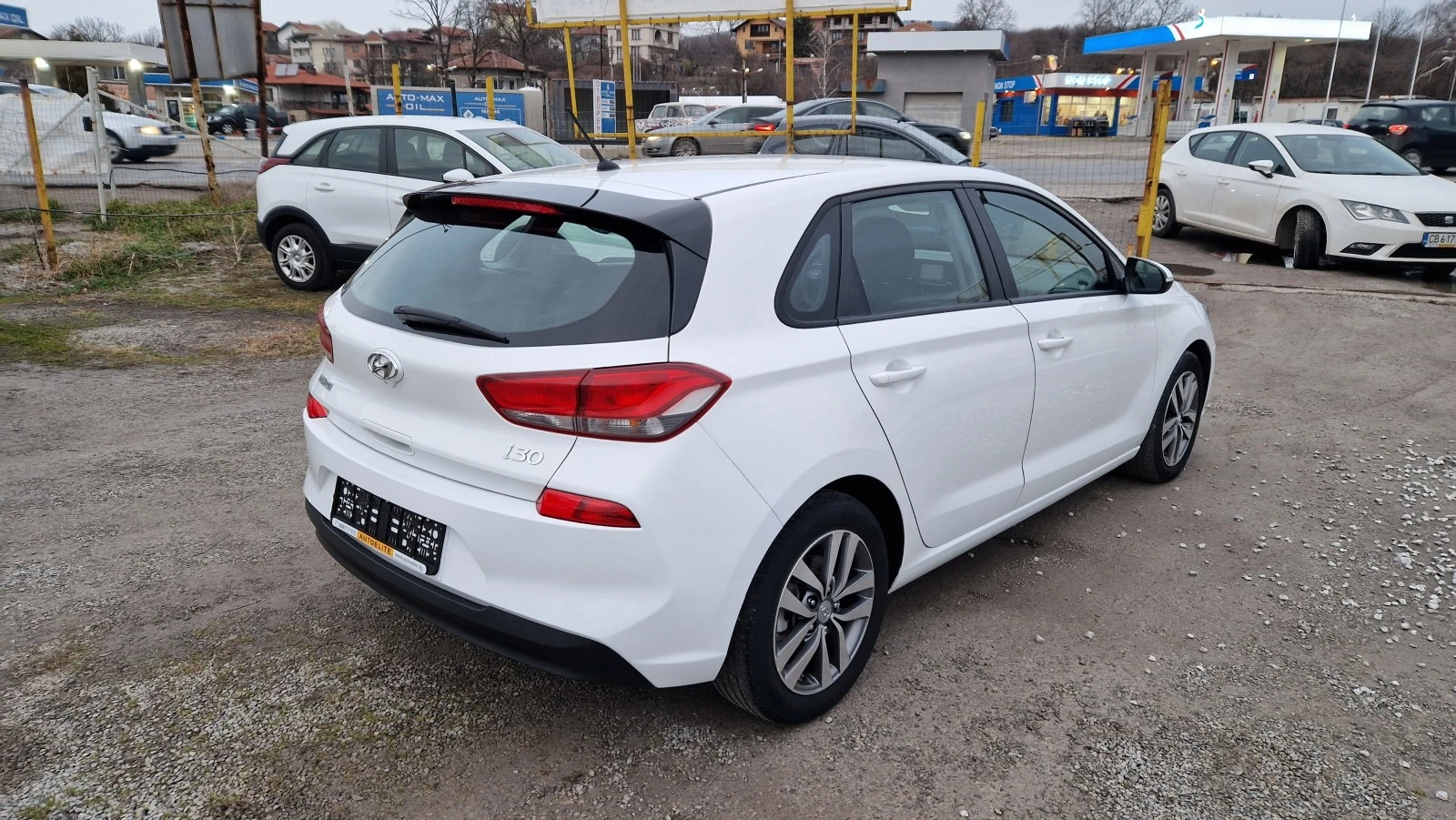 Hyundai I30 1.6 CRDi EUR.6 - изображение 3