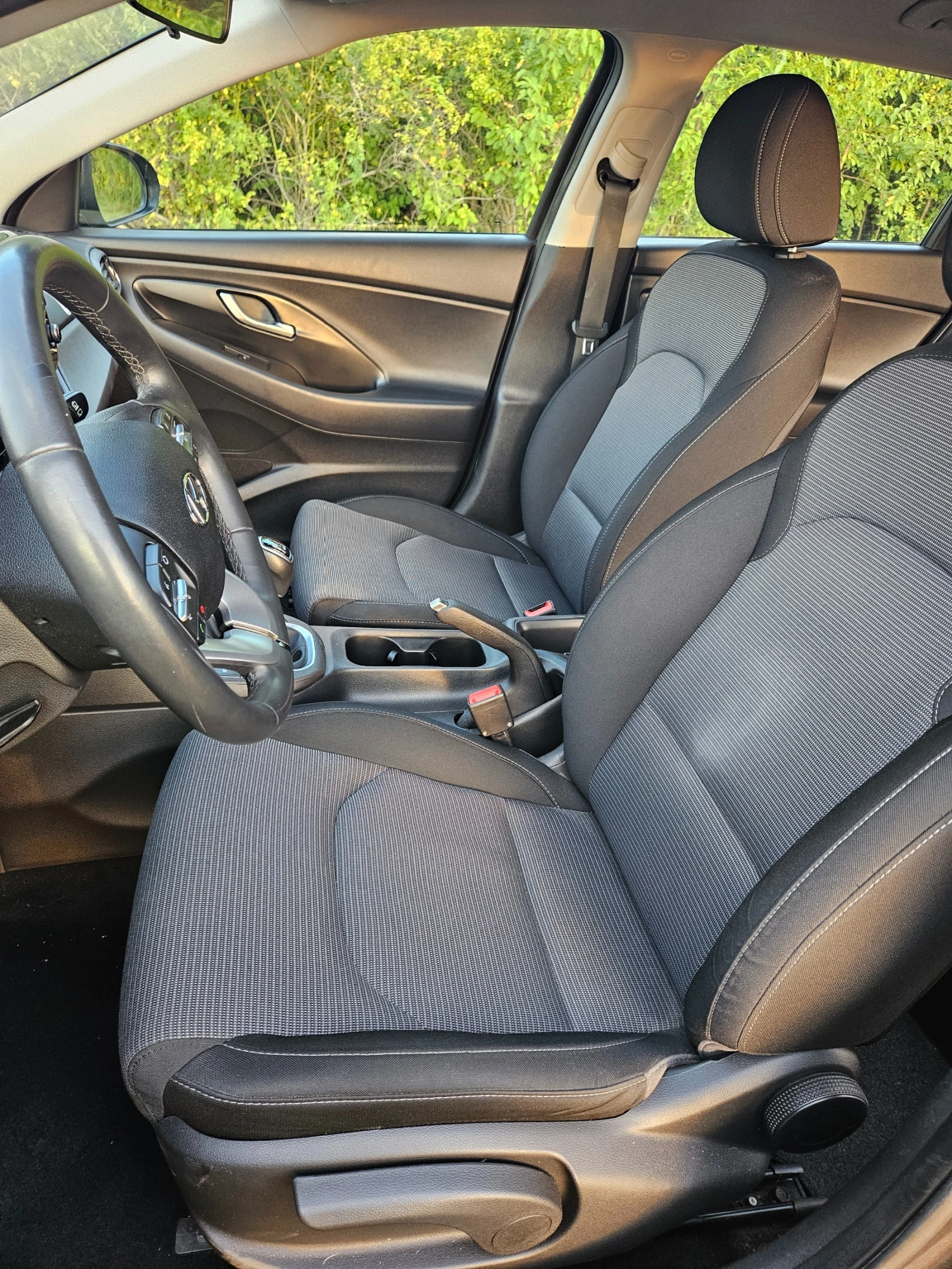 Hyundai I30 НИКОГА НЕ Е БИЛ ТАКСИ!  ЛИЗИНГ - изображение 10
