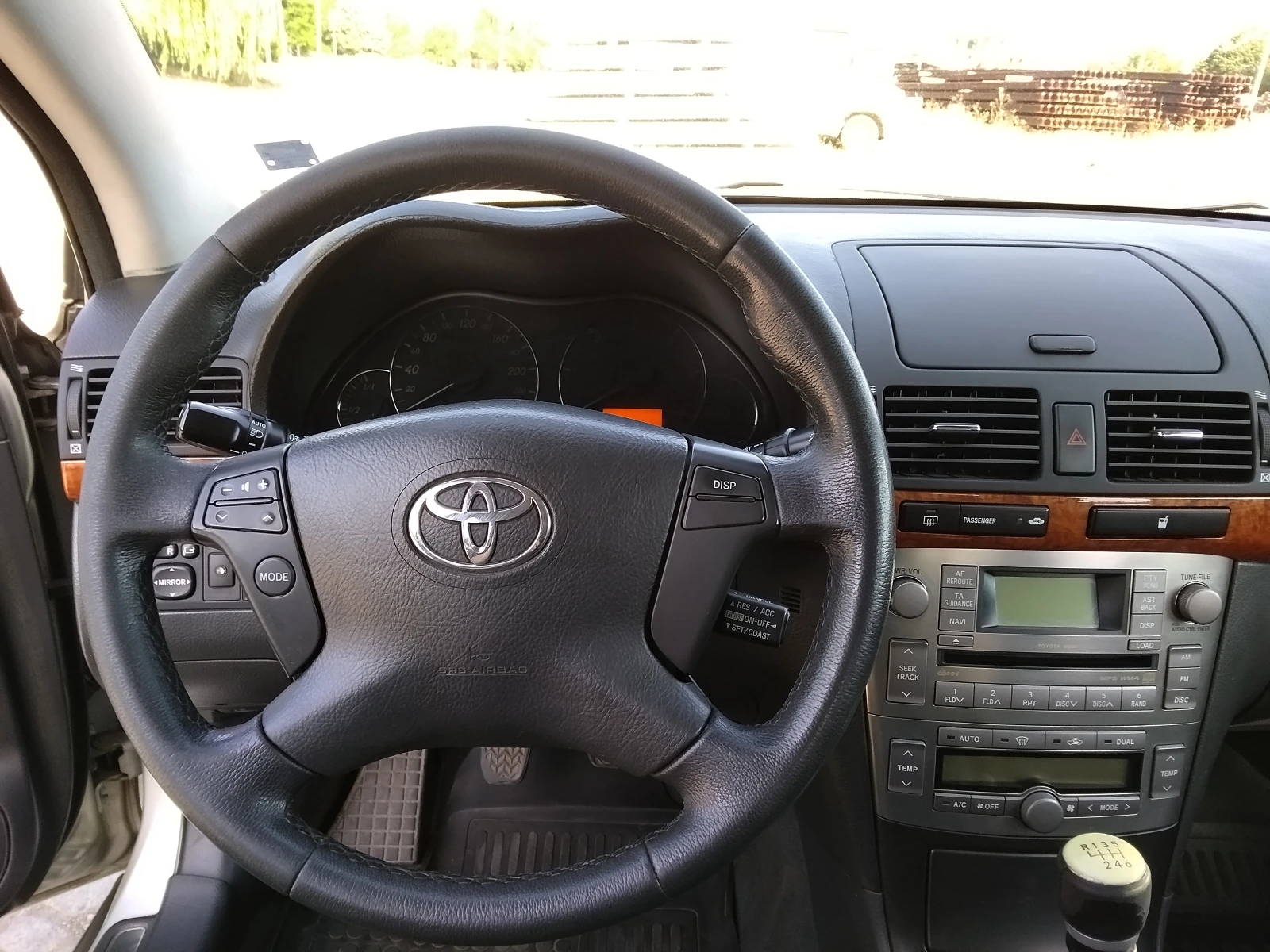 Toyota Avensis D4D - изображение 5