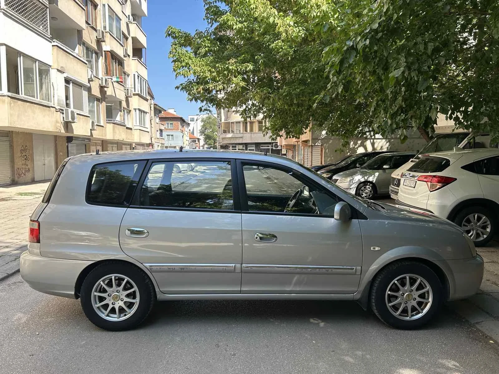 Kia Carens 1.6i 16v - изображение 2