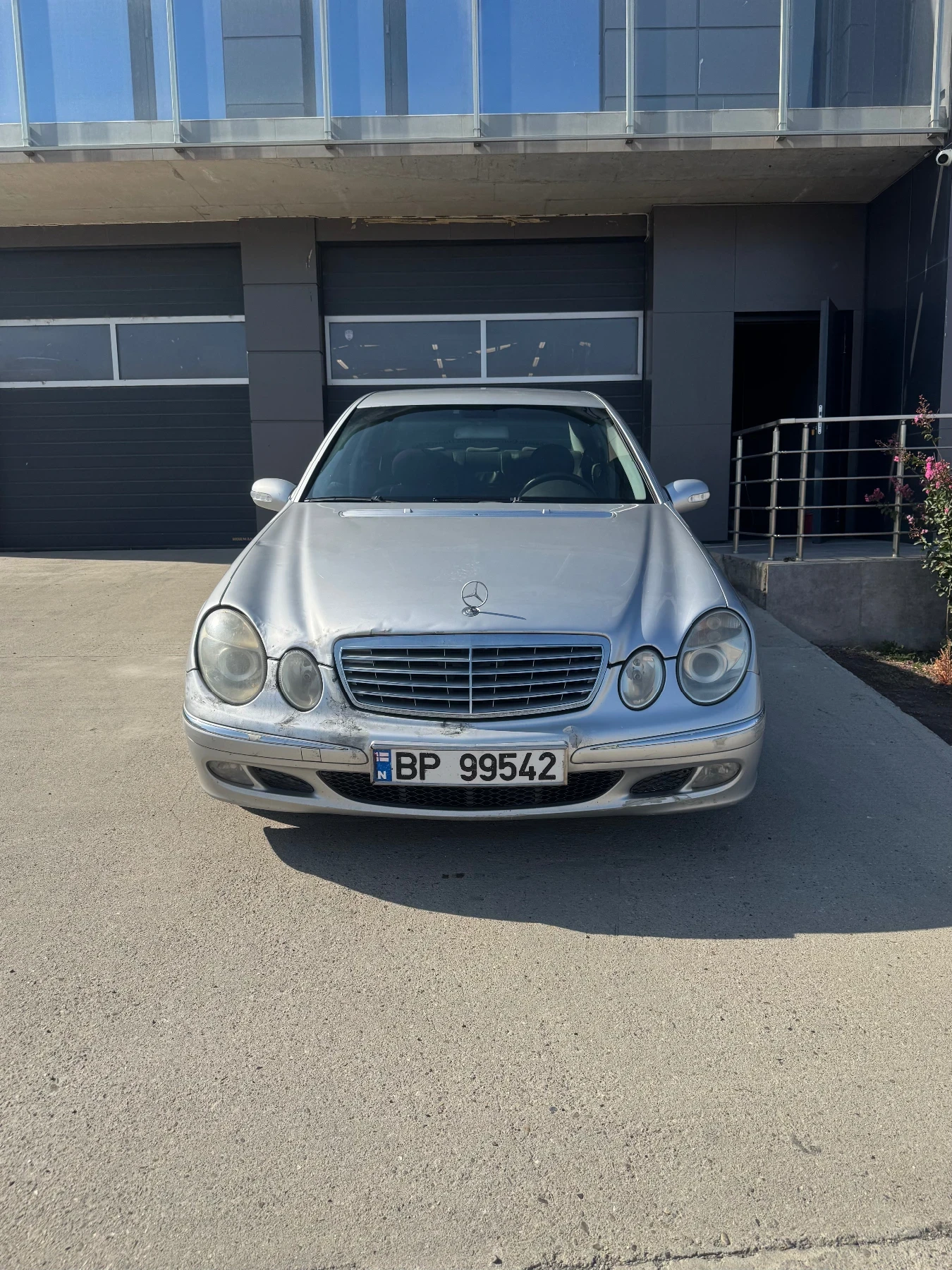 Mercedes-Benz E 220 2.2 CDI - Автоматик - изображение 2
