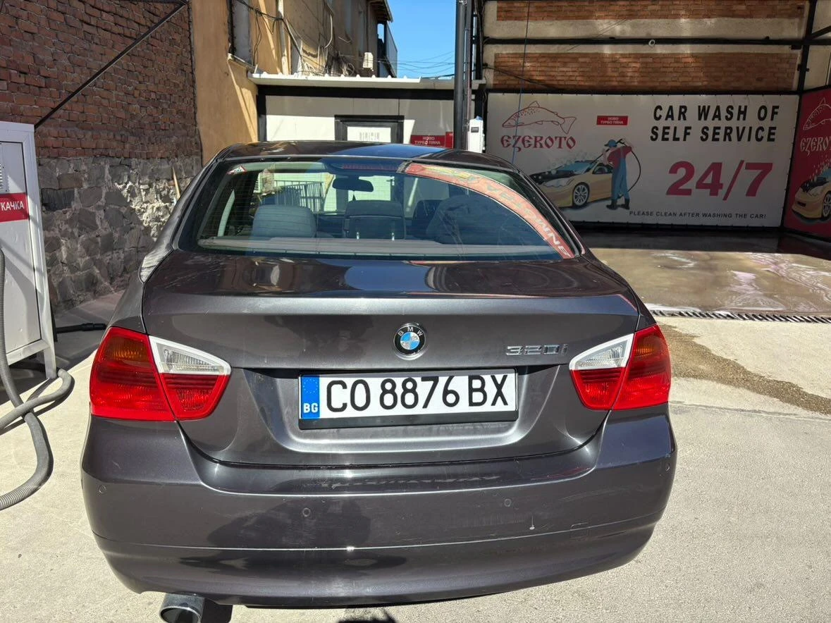 BMW 320  - изображение 2