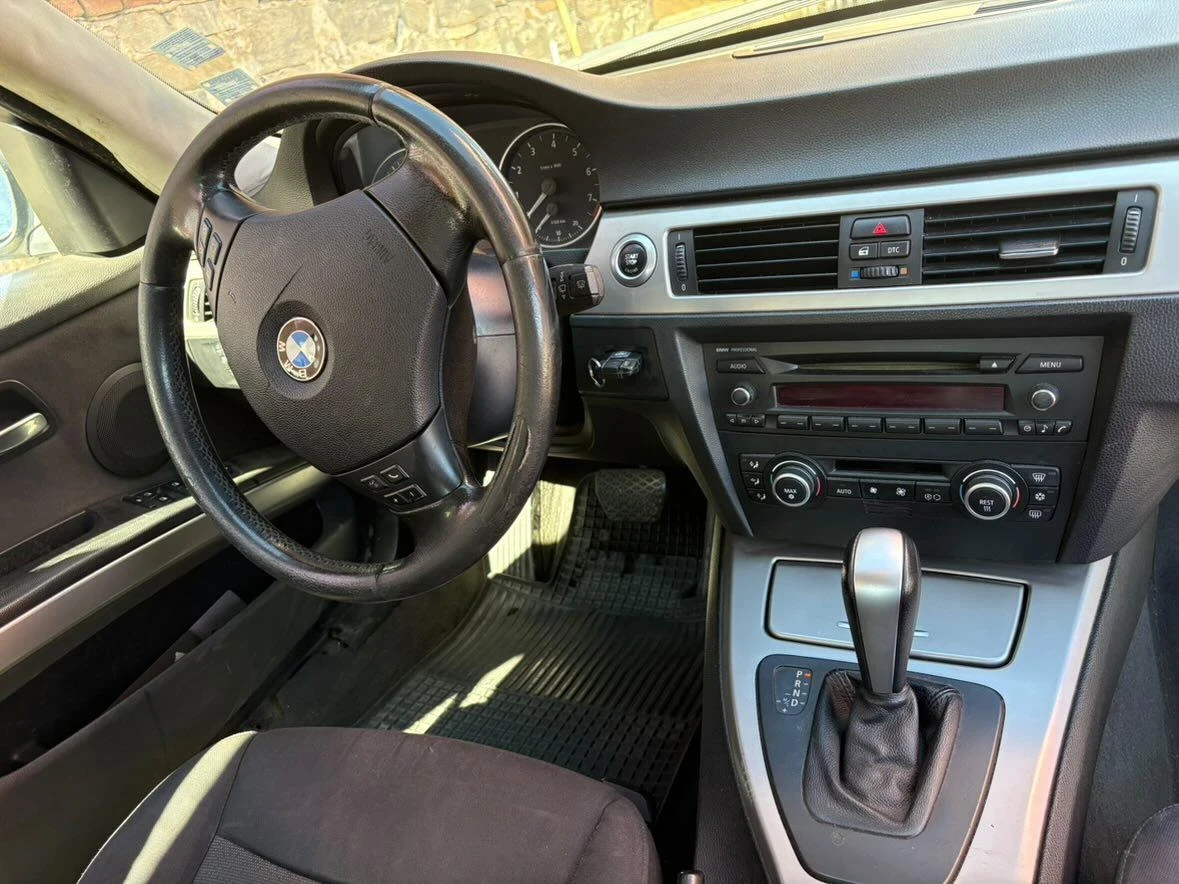 BMW 320  - изображение 4