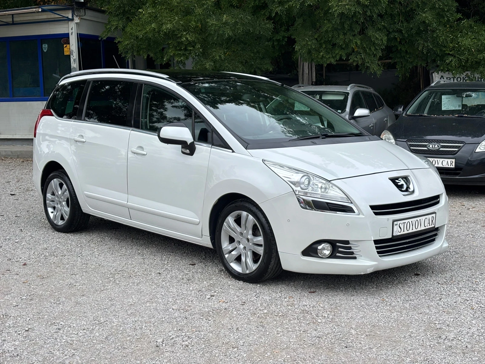 Peugeot 5008 2.0HDI - изображение 2