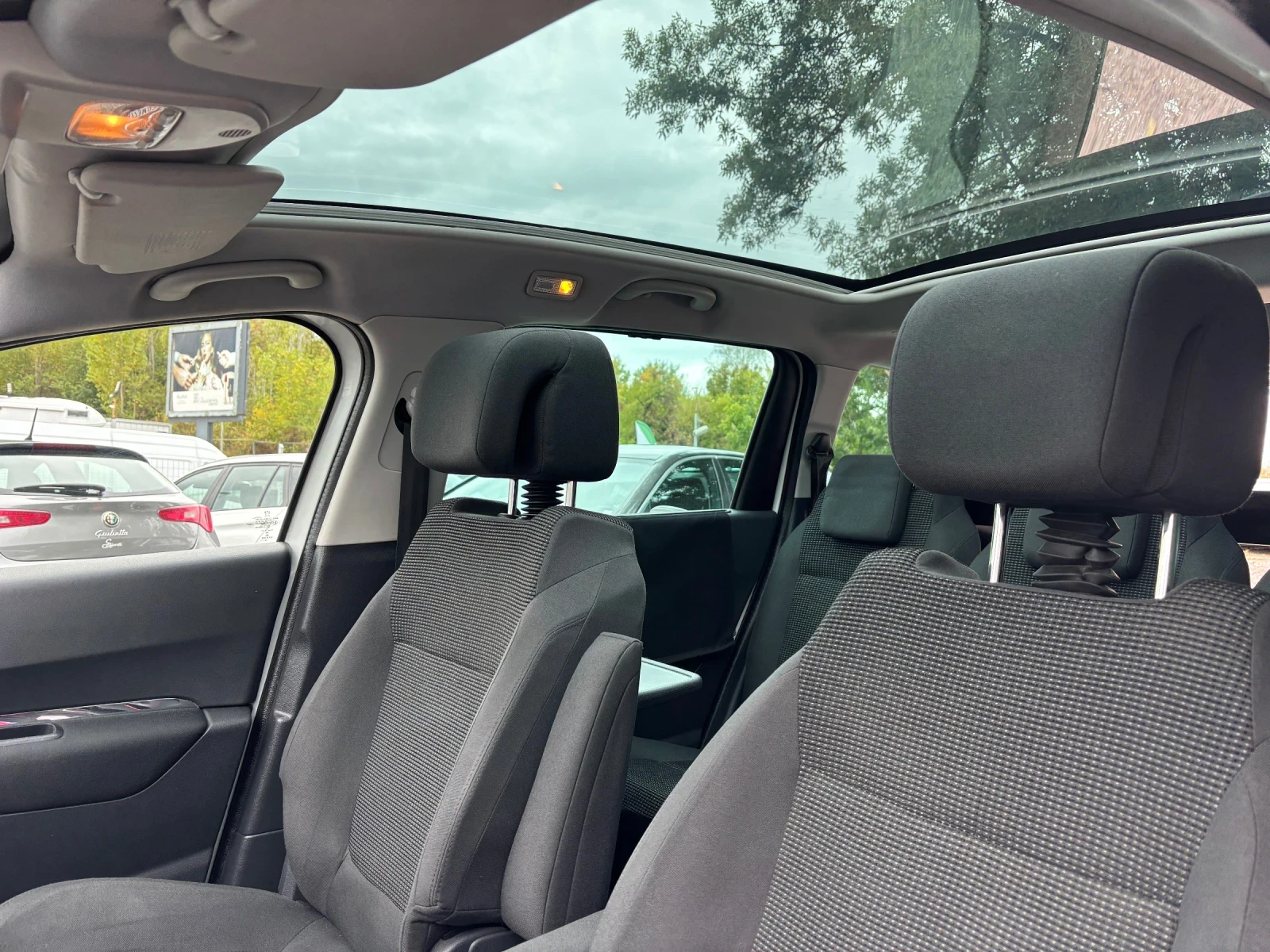 Peugeot 5008 2.0HDI | Mobile.bg   13