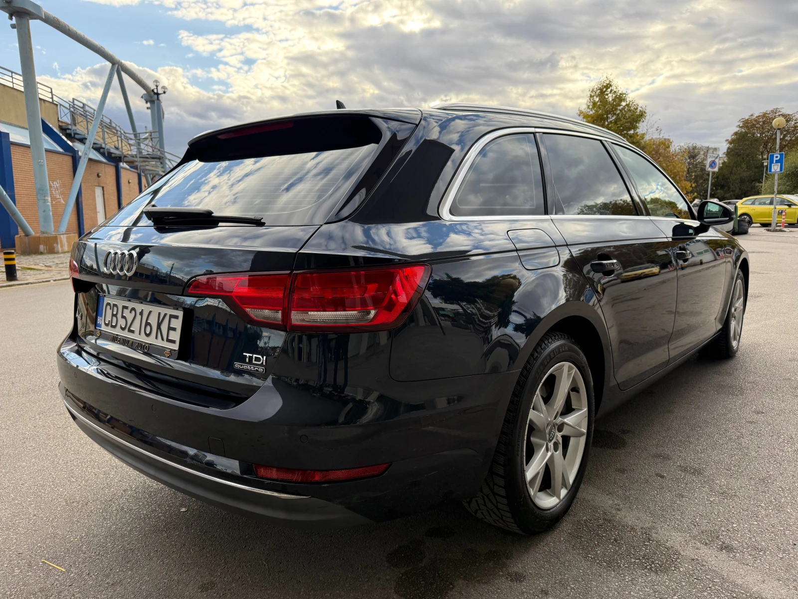 Audi A4 6 МЕСЕЦА ГАРАНЦИЯ/3.0TDI 272кс. 4x4 Сменени Вериги | Mobile.bg — изображение 4