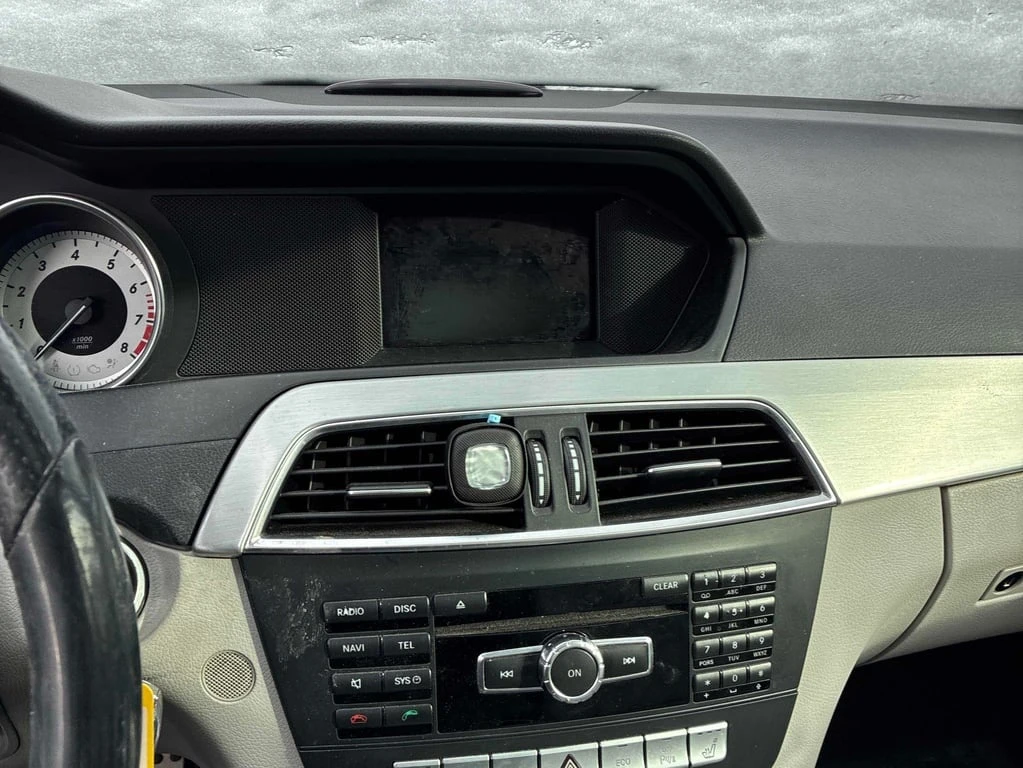 Mercedes-Benz C 300 * CARFAX * БЕЗ ПЪРВОНАЧАЛНА ВНОСКА - изображение 9