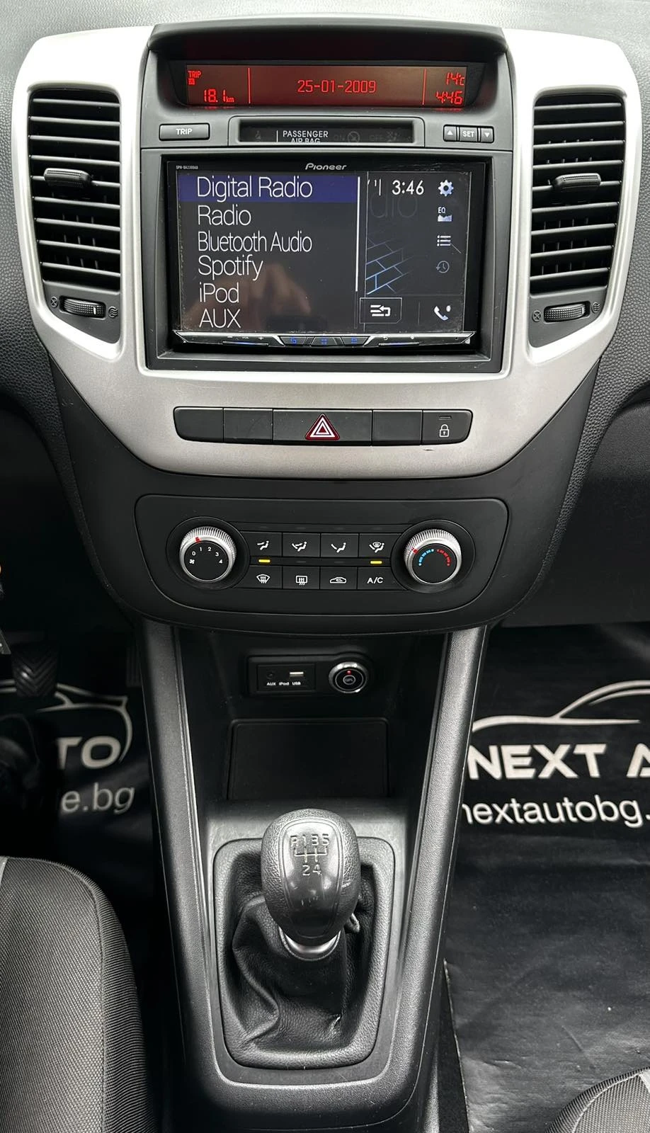 Kia Venga 1.4I 90HP ��� 55, 000KM EURO6B | Mobile.bg � ����������� 10