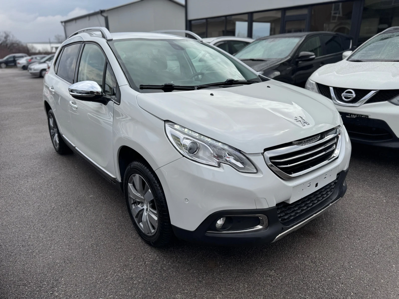 Peugeot 2008 1.6hdi ALURE AUTOMATIC , снимка 3 - Автомобили и джипове - 53728911