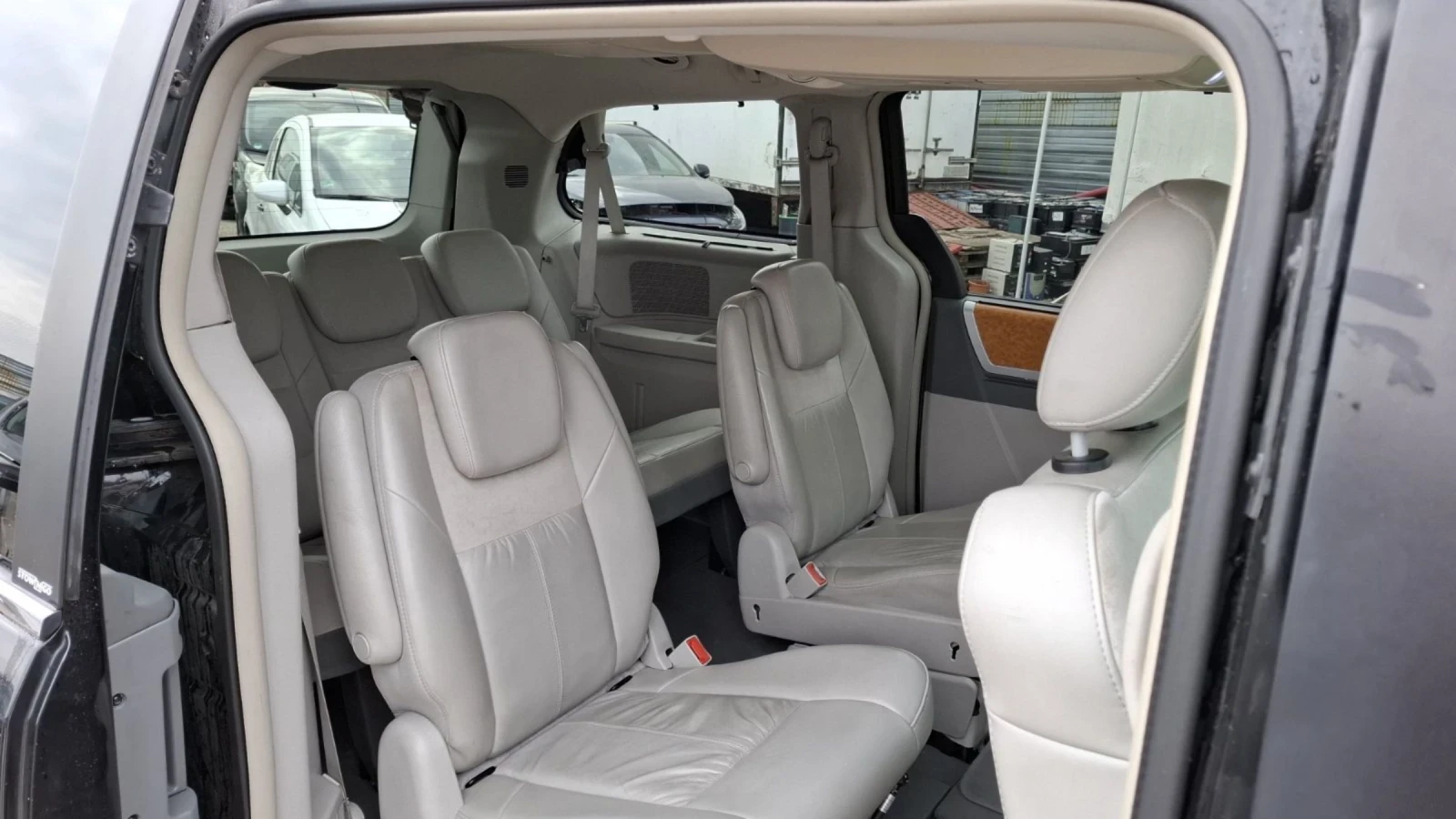 Chrysler Gr.voyager LIMITED NOV VNOS GERMANY, снимка 16 - Автомобили и джипове - 53869789