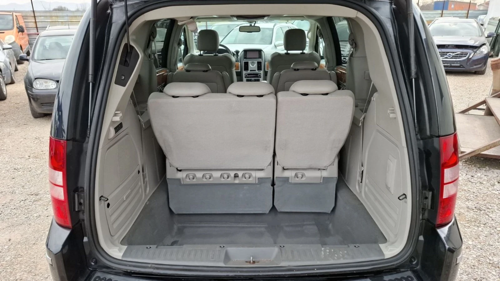 Chrysler Gr.voyager LIMITED NOV VNOS GERMANY, снимка 7 - Автомобили и джипове - 53869789