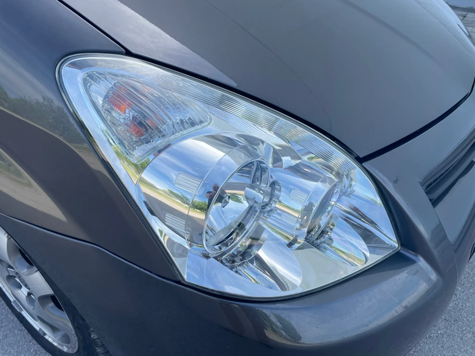 Toyota Corolla verso 2.2D4D 136 KC 7MESTNA MEDIA KAMERA PARKTRONIK | Mobile.bg � ����������� 15