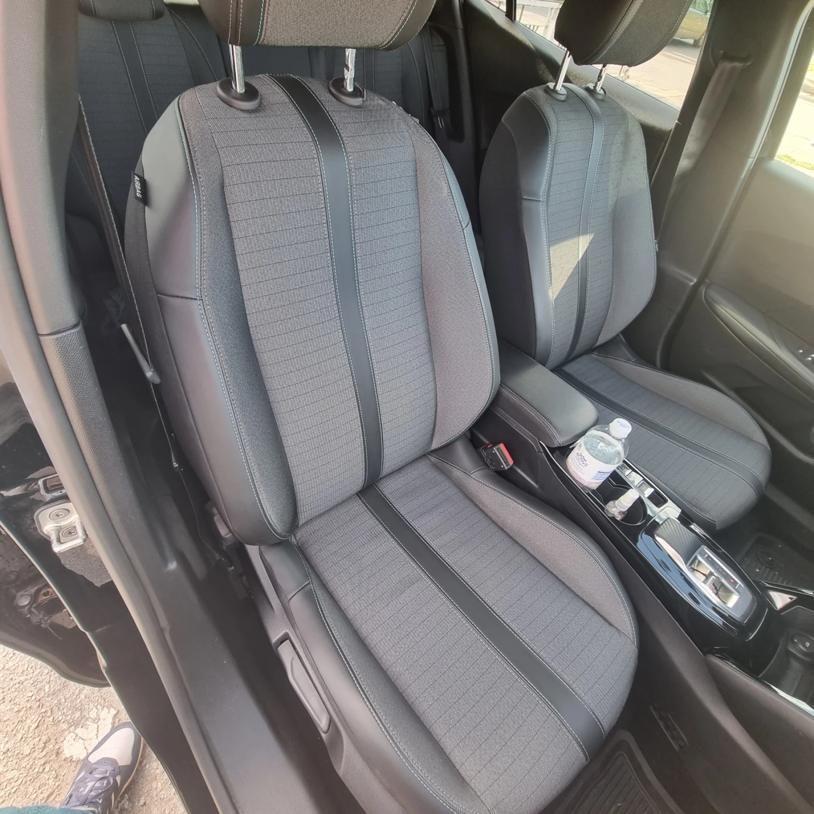 Peugeot 2008 E 2008 50 kw 136 k.c, снимка 8 - Автомобили и джипове - 54778123