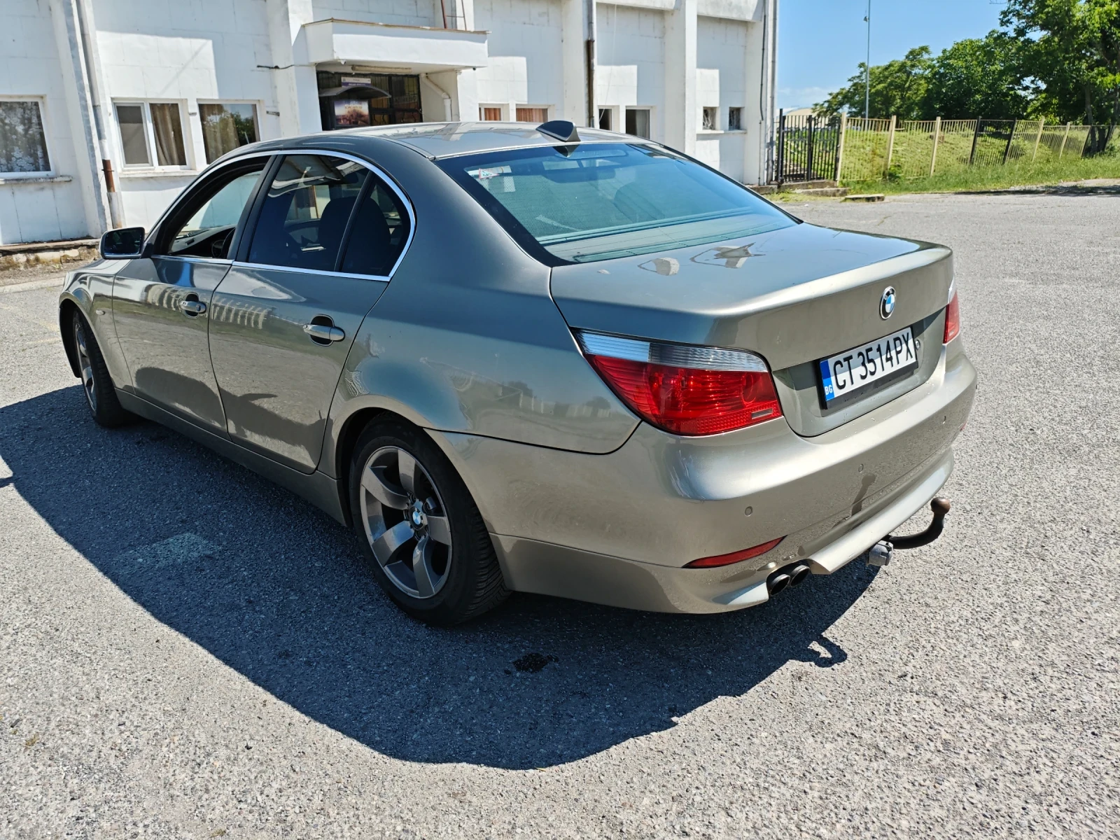 BMW 520 E60 520 177k, снимка 3 - Автомобили и джипове - 54702238