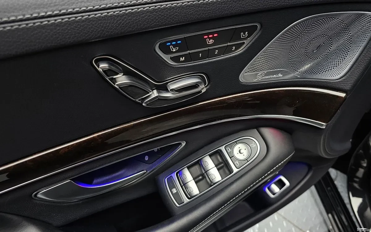 Mercedes-Benz S 560 LONG * TV * Подгрев / Обдухване * HEADS UP * 360 , снимка 15 - Автомобили и джипове - 54723341
