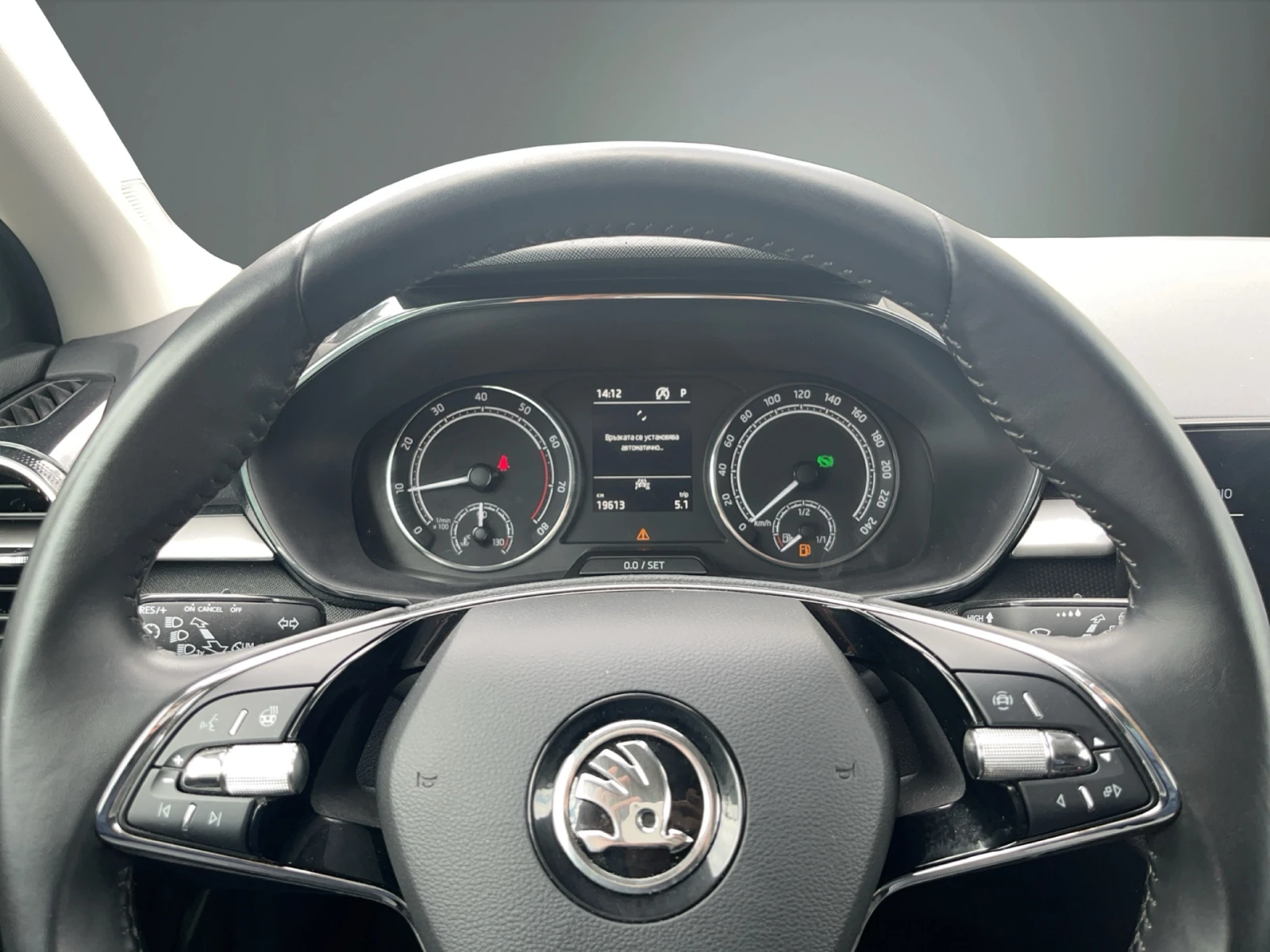 Skoda Fabia 1.5 TSI 7DSG, снимка 10 - Автомобили и джипове - 54750553