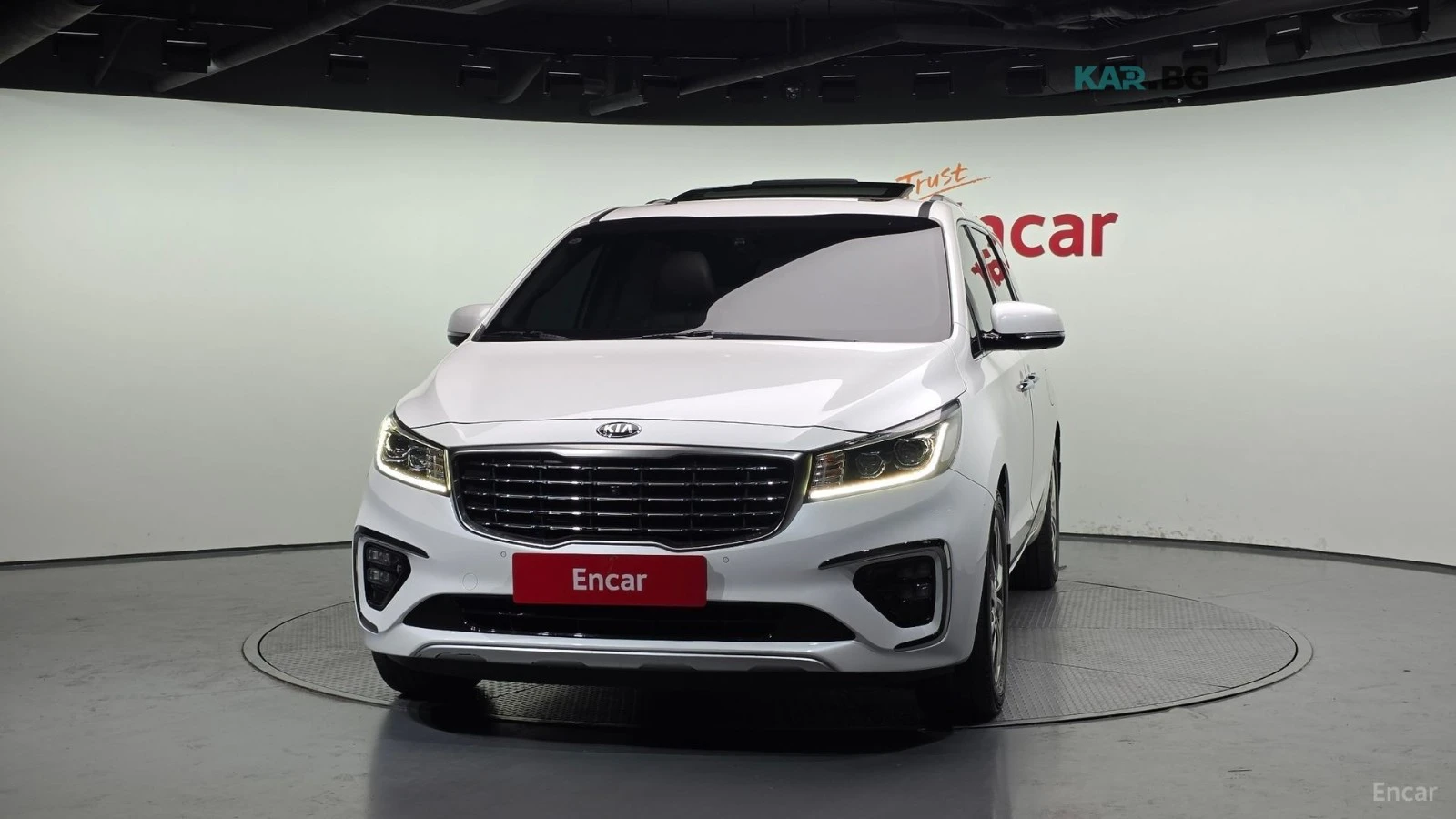 Kia Carnival * 9 МЕСТА* KEYLESS* Camera* ПОДГРЕВ* 360* , снимка 3 - Автомобили и джипове - 55061982