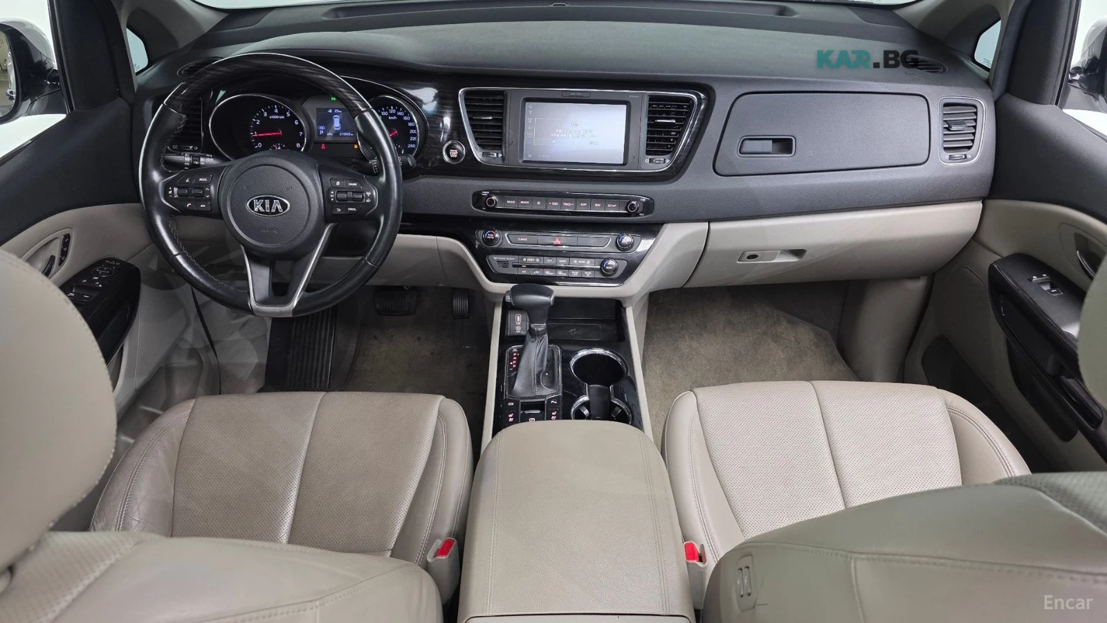Kia Carnival * 9 МЕСТА* KEYLESS* Camera* ПОДГРЕВ* 360* , снимка 7 - Автомобили и джипове - 55061982