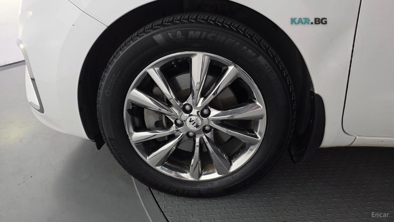 Kia Carnival * 9 МЕСТА* KEYLESS* Camera* ПОДГРЕВ* 360* , снимка 5 - Автомобили и джипове - 55061982